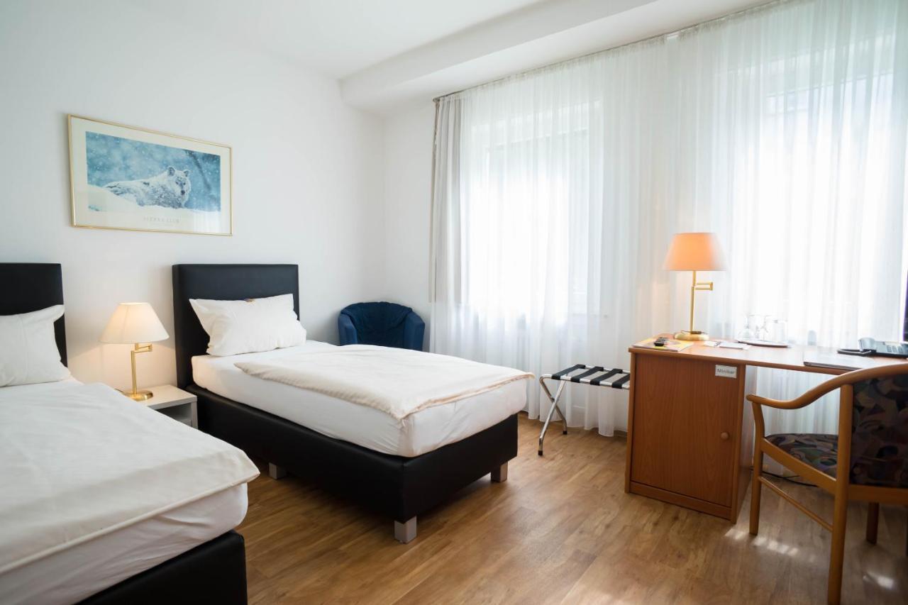 Hotel Buerger Зіген Екстер'єр фото